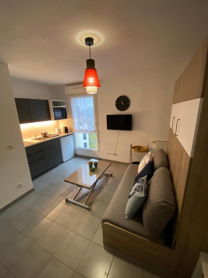 Studio Chic Little Boheme Proche Hopitaux, 15 Mn Du Centre Lyon Exteriör bild